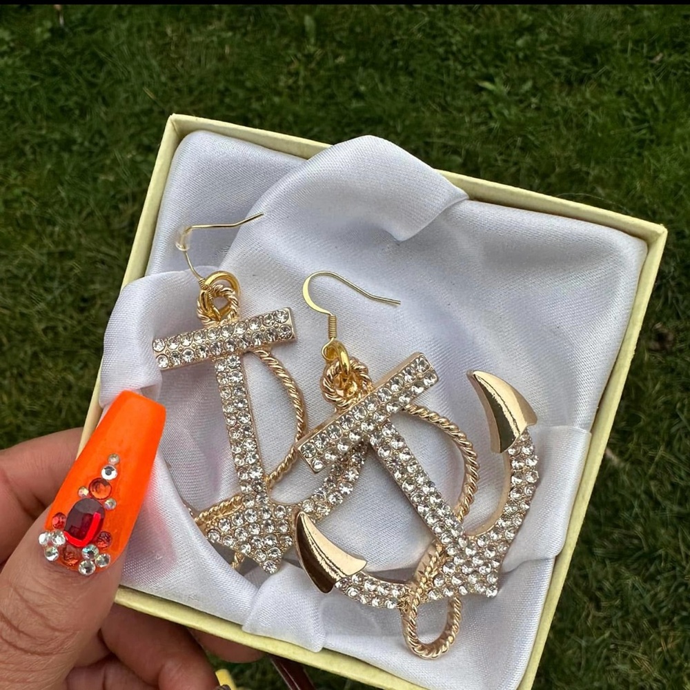 Gold Anchor Earrings